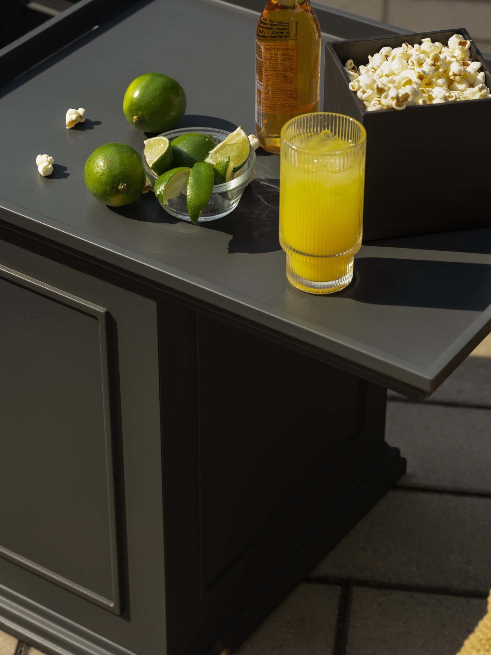 Veradek 2-in-1 Tray and Storage Table – Black